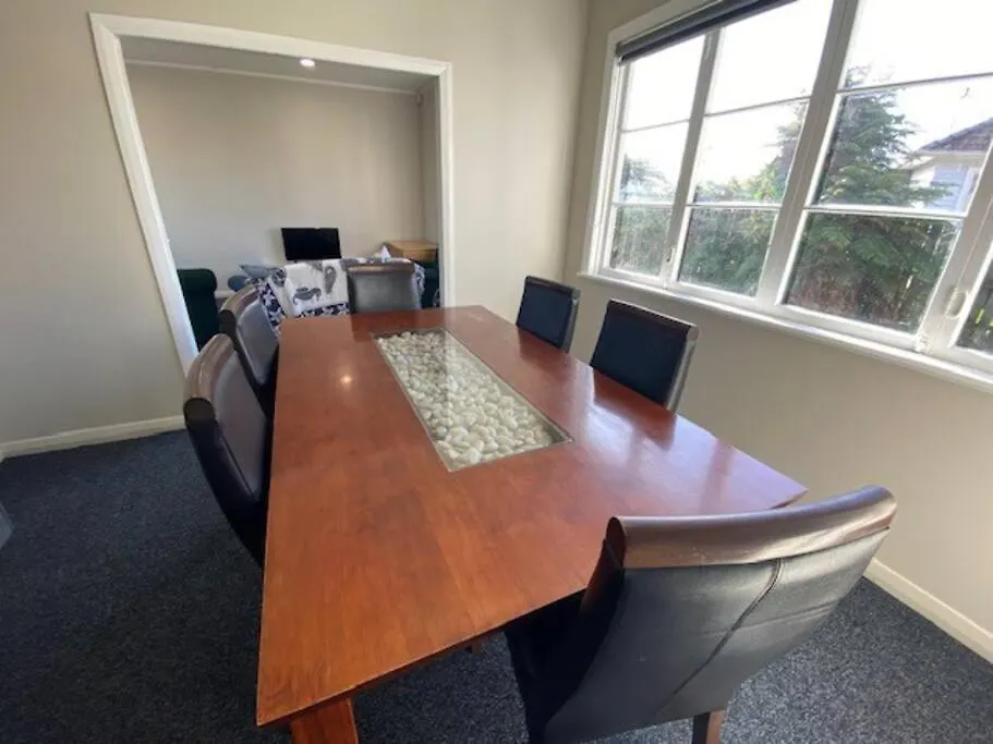 Whole House, Amohau St Opposite Trade Central - 3 Bedrooms, Sleeps Up To 6, 5 Beds, Wheel Chair Friendly Ροτόρυα Νέα Ζηλανδία
