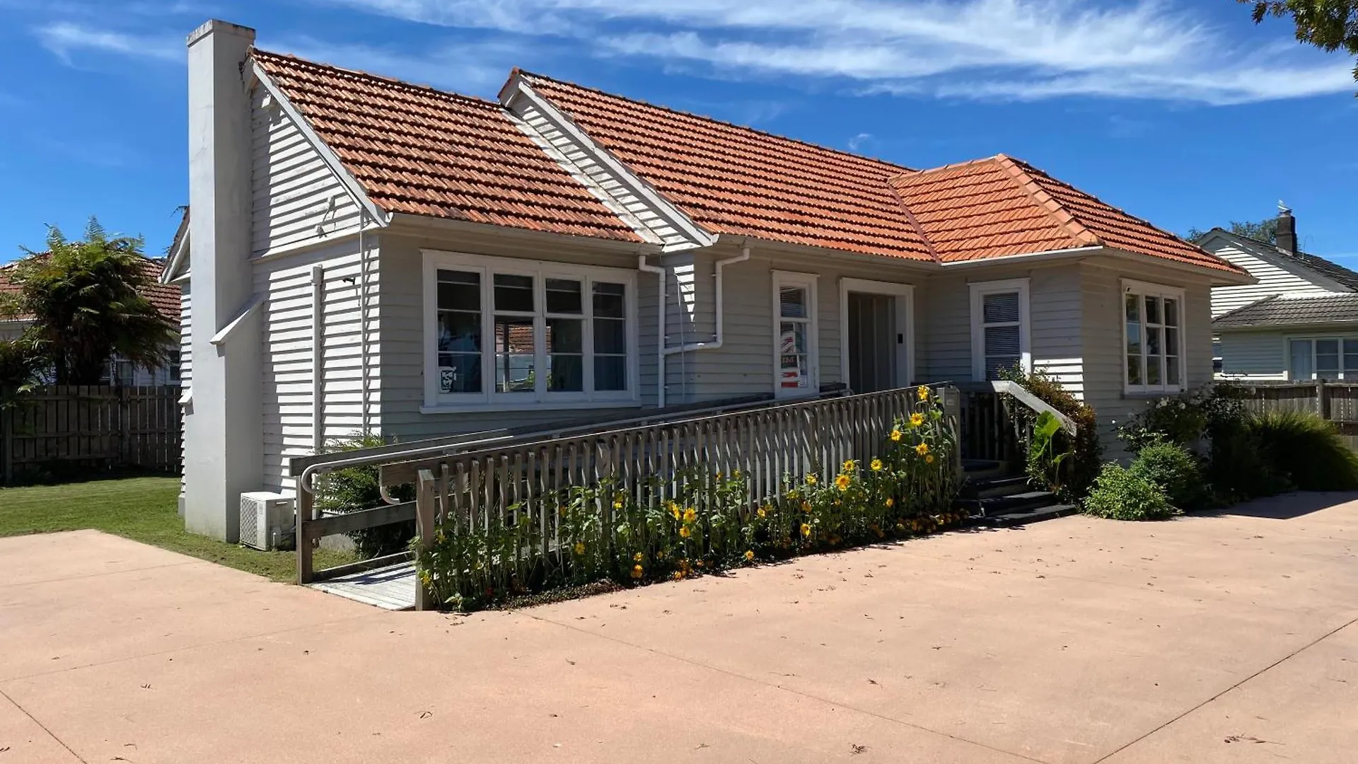 Whole House, Amohau St Opposite Trade Central - 3 Bedrooms, Sleeps Up To 6, 5 Beds, Wheel Chair Friendly Rotorua